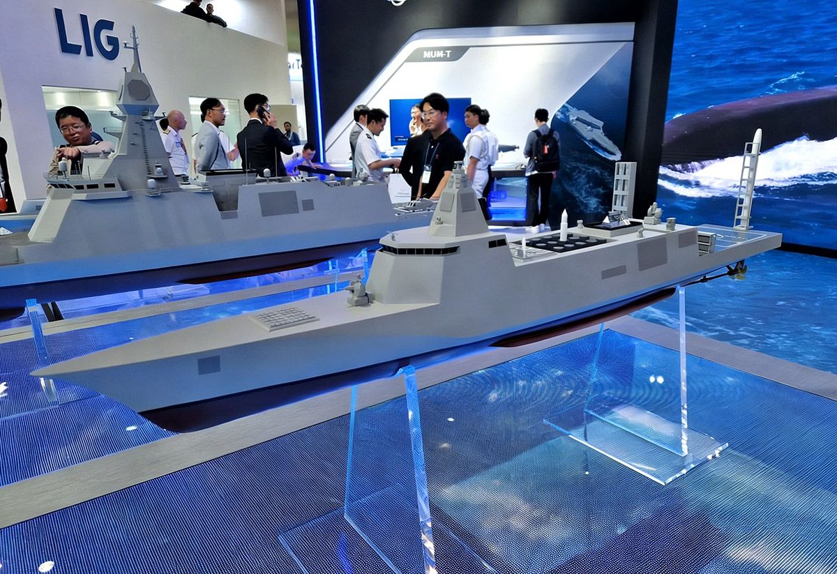 迪拜航展中國裝備模型展示